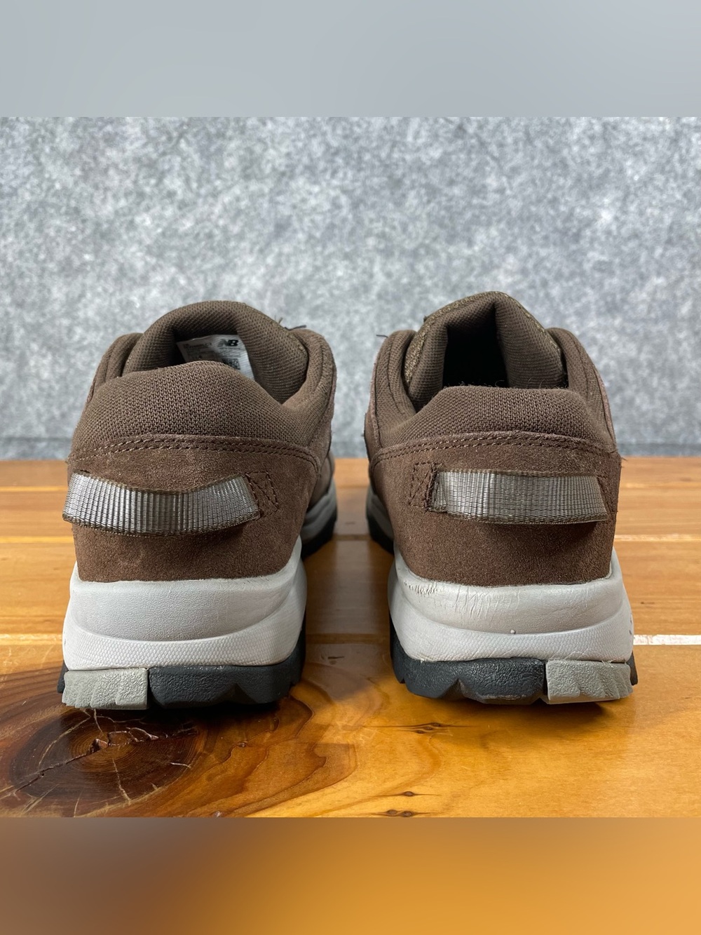 New Balance 669v2 Men's Size 11.5 2E Wide Brown Hiking Walking Sneakers MW669LC2 - Picture 13 of 16